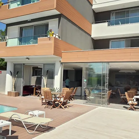 Dalian Elite ホテル 3*