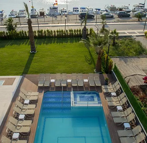 Hotel Dalian Elite Cesme