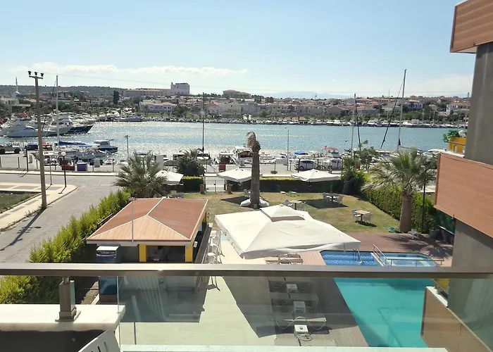 Dalian Elite 3* Çeşme