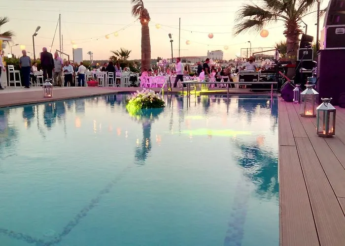 Dalian Elite Hotel Cesme