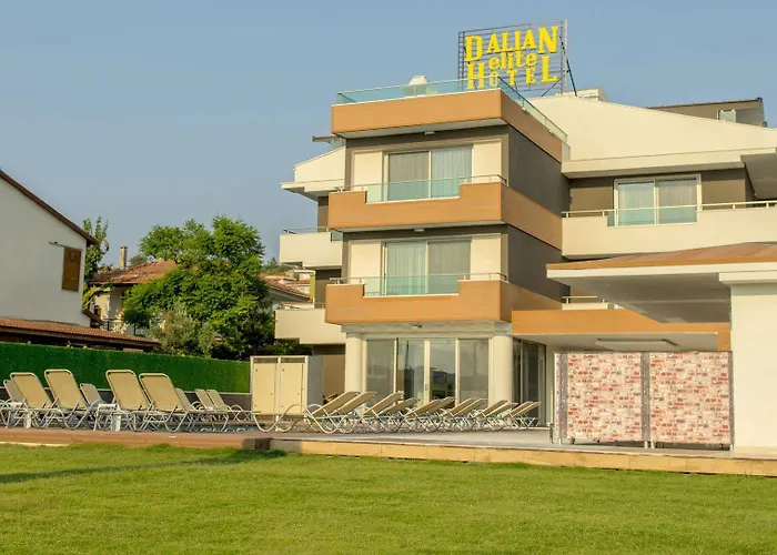 Hotel Dalian Elite 3*