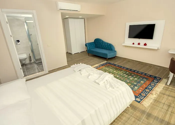 Dalian Elite Hotel Cesme