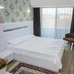 Dalian Elite 酒店 Çeşme