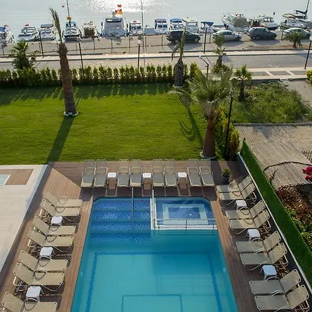 Hotel Dalian Elite Cesme