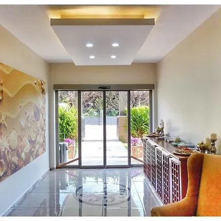 Hotel Dalian Elite Çeşme